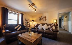 9A Bayfield Lane Portree